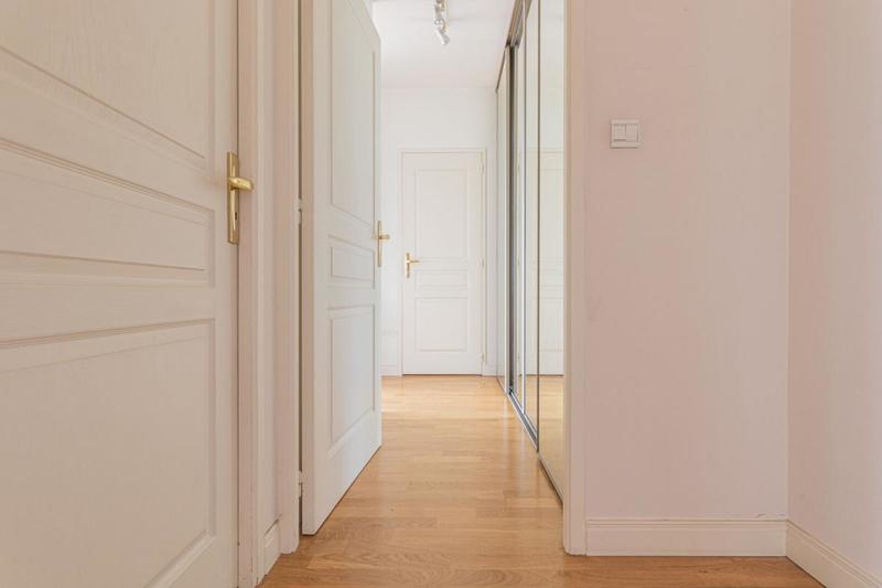 Appartement - 91 m² - 4 pièces