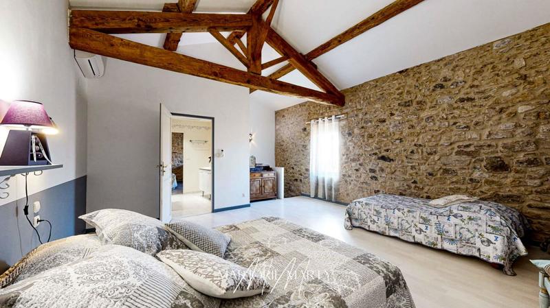 Demeure - 580 m² - 18 pièces