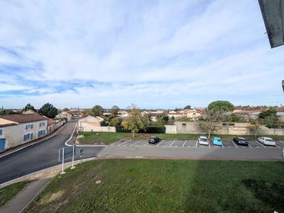 Appartement - 90 m² - 4 pièces