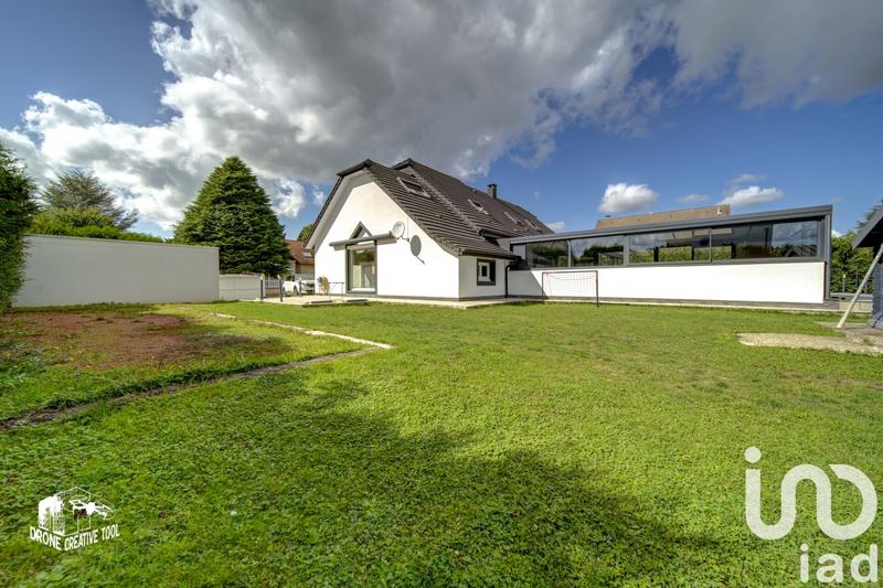 Maison - 230 m² - 7 pièces