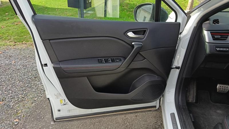 Renault Captur 1.6 E-Tech 160 Edc Rs Line