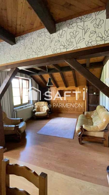 Maison - 215 m² - 6 pièces