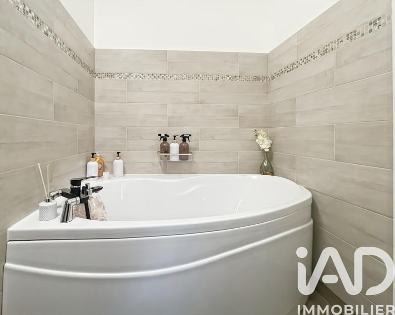 Maison - 170 m² - 7 pièces