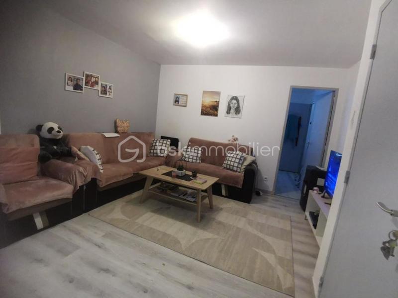 Immeuble - 180 m² - 8 pièces