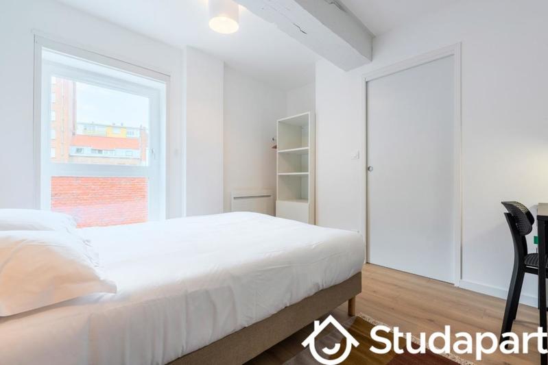 Chambre - 15 m² - 1 pièce