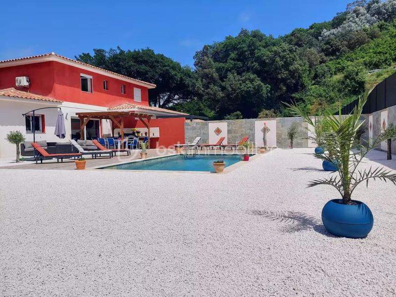 Maison - 113 m² - 4 pièces