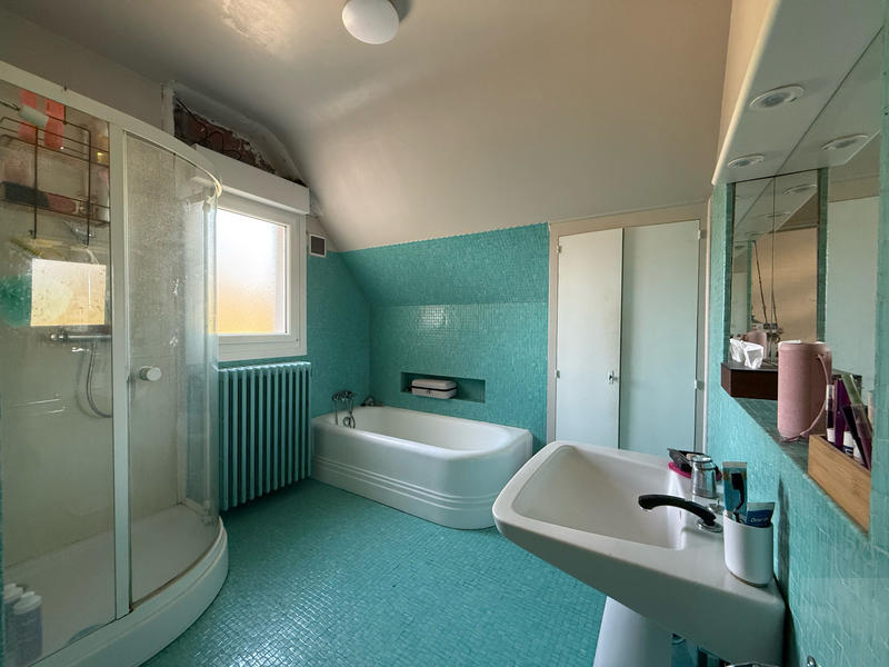 Maison - 165 m² - 6 pièces