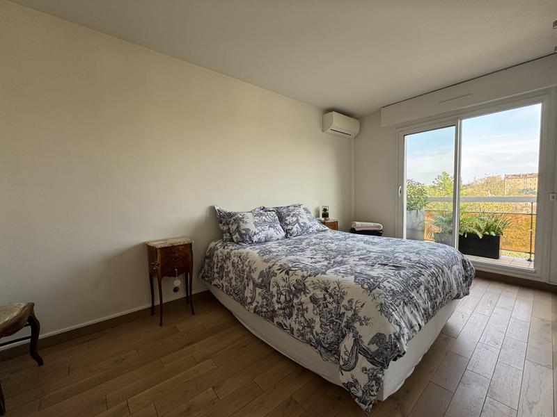 Appartement - 121 m² - 5 pièces