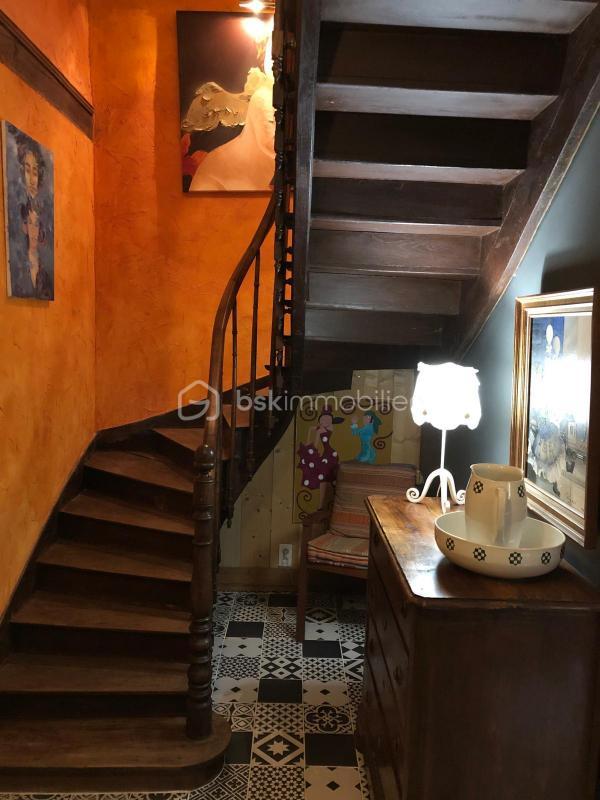 Maison - 500 m² - 11 pièces