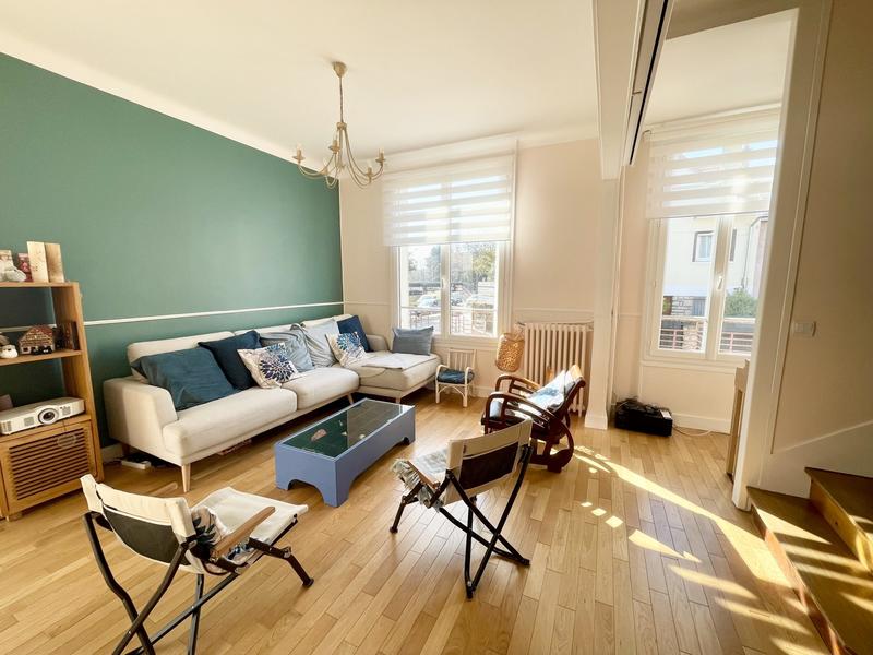 Maison - 100 m² - 6 pièces