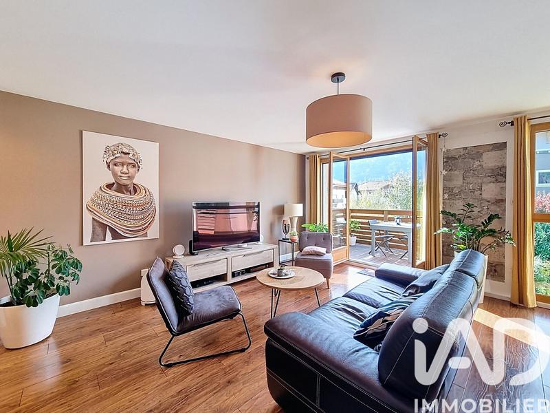 Appartement - 93 m² - 4 pièces