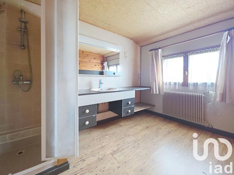 Maison - 223 m² - 8 pièces