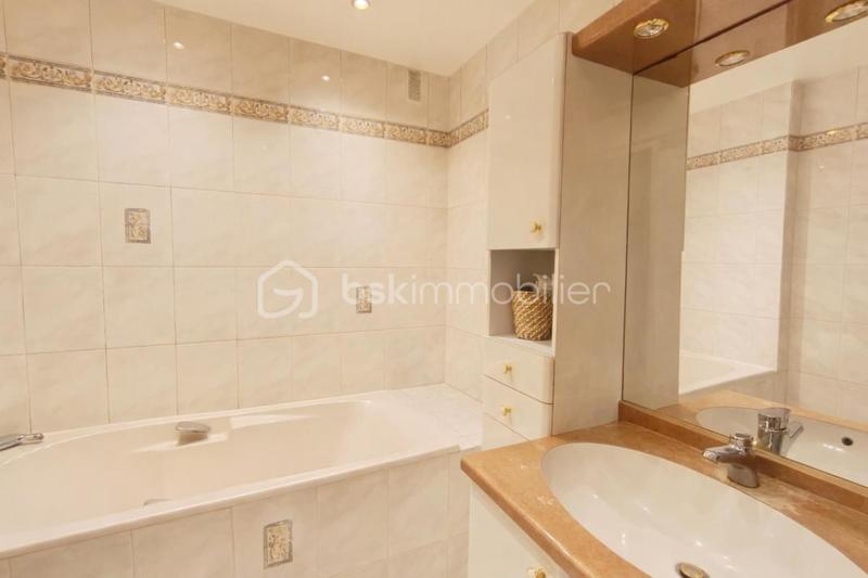 Duplex - 80 m² - 4 pièces