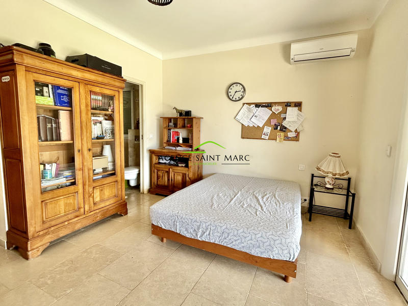 Maison - 257 m² - 6 pièces