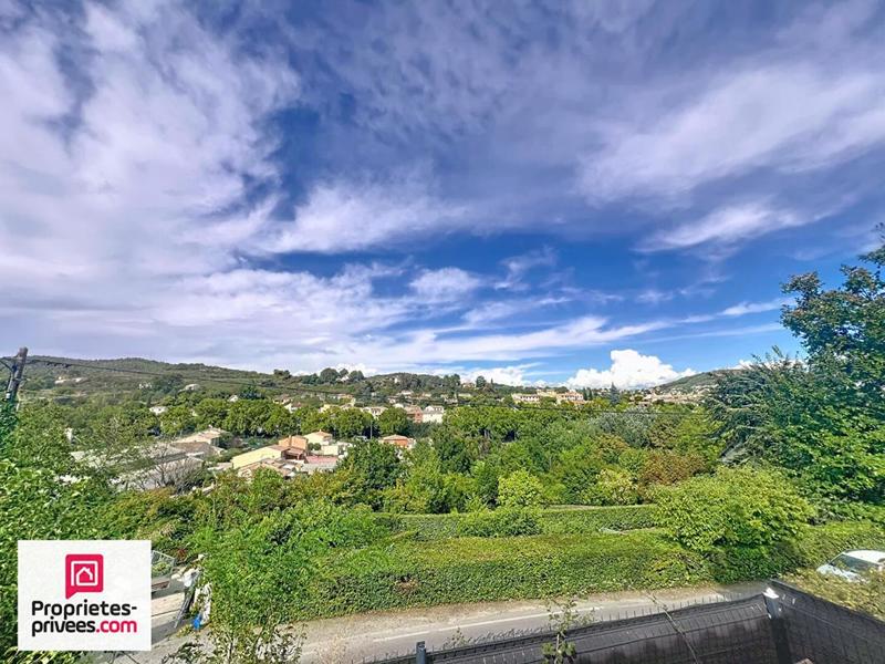 Villa - 100 m² - 4 pièces