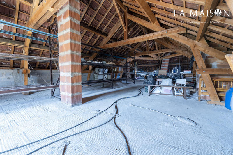 Maison - 170 m² - 7 pièces