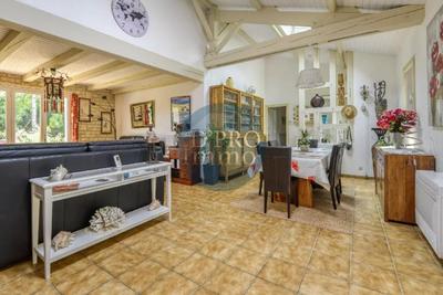 Maison - 144 m² - 5 pièces