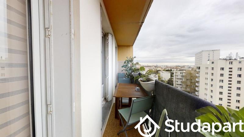 Chambre - 11 m² - 1 pièce