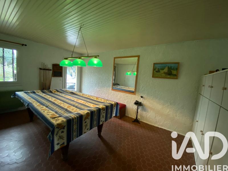 Maison - 212 m² - 9 pièces