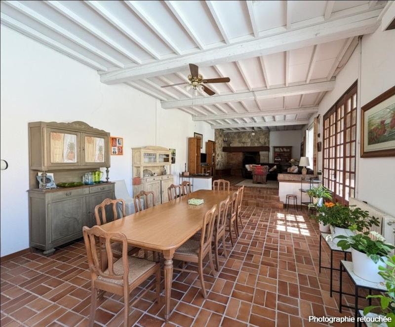 Demeure - 455 m² - 12 pièces