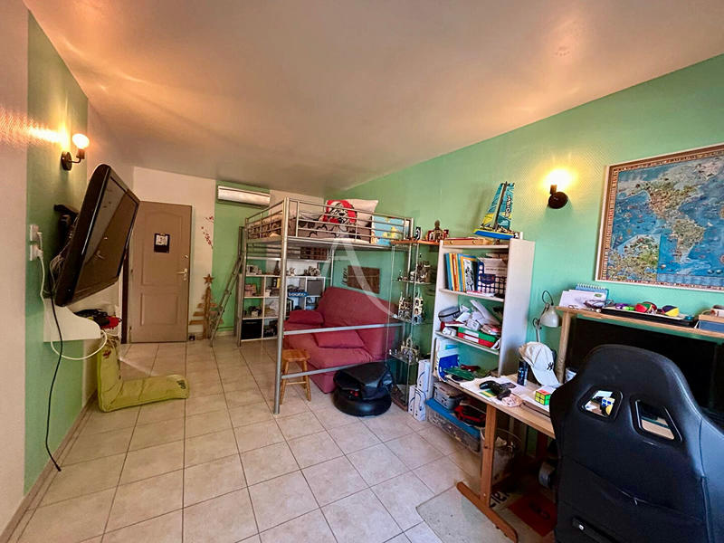 Maison - 112 m² - 4 pièces