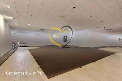 Local commercial - 573 m² - 1 pièce