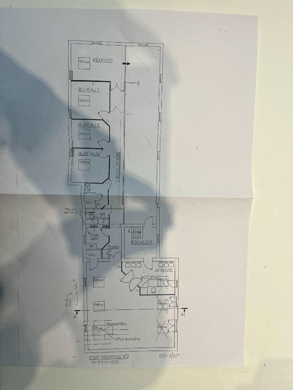 Local commercial - 242 m² - 6 pièces