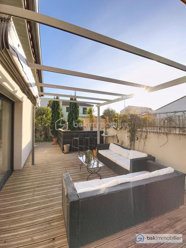 Maison traditionnelle - 145 m² - 5 pièces