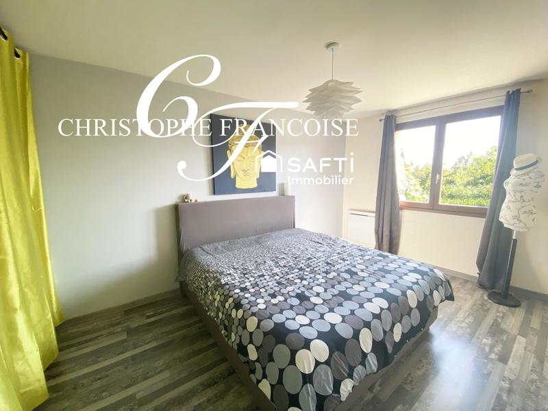 Maison - 200 m² - 6 pièces