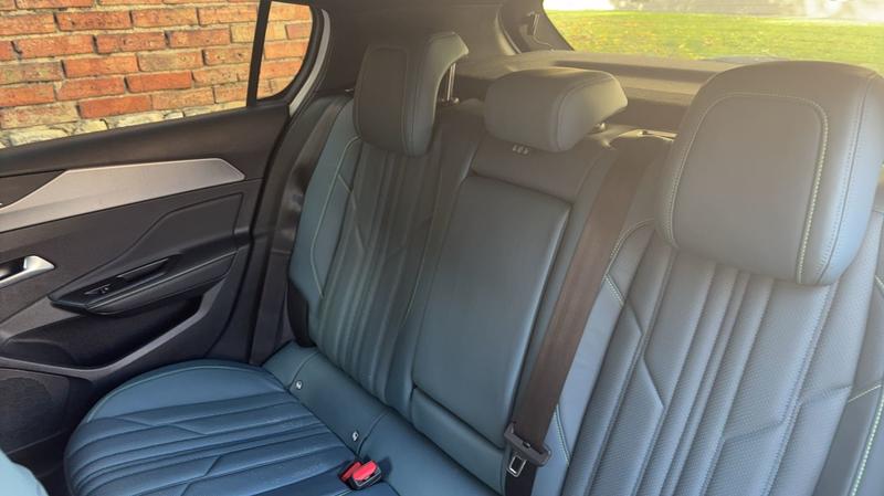 Peugeot 308 III 1.6 Puretech 225 Hybrid e-Eat8 Gt Pack - Automatique