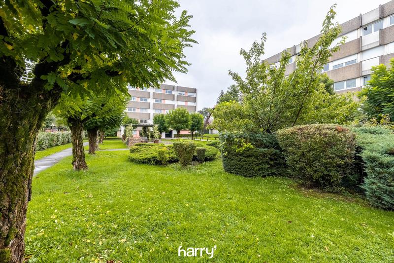 Appartement - 80 m² - 3 pièces