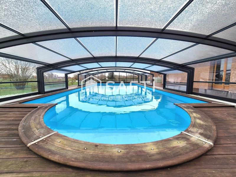 Maison - 227 m² - 6 pièces