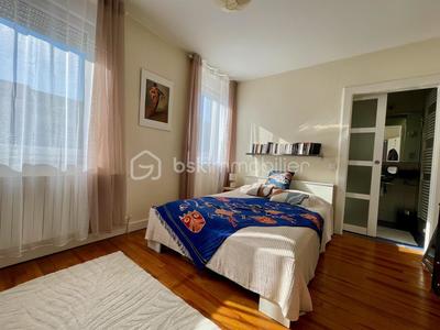 Maison de ville - 170 m² - 8 pièces