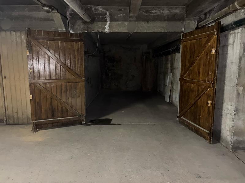 Parking / Garage - 15 m²