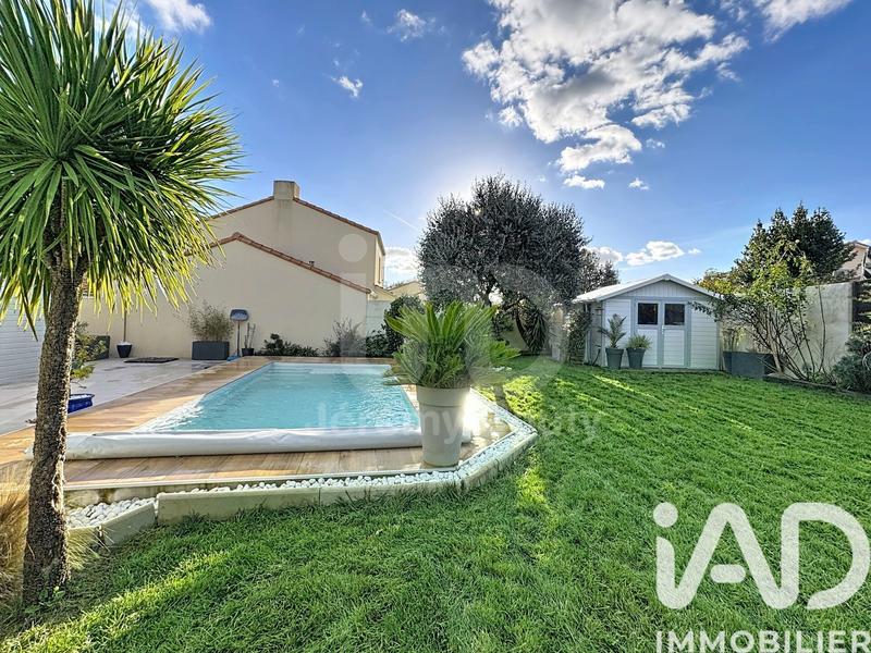 Maison - 167 m² - 7 pièces