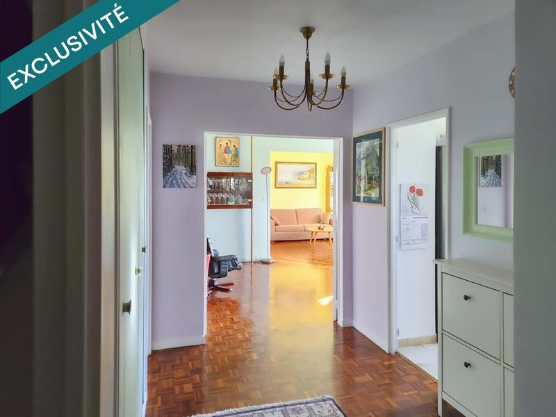 Appartement - 104 m² - 5 pièces