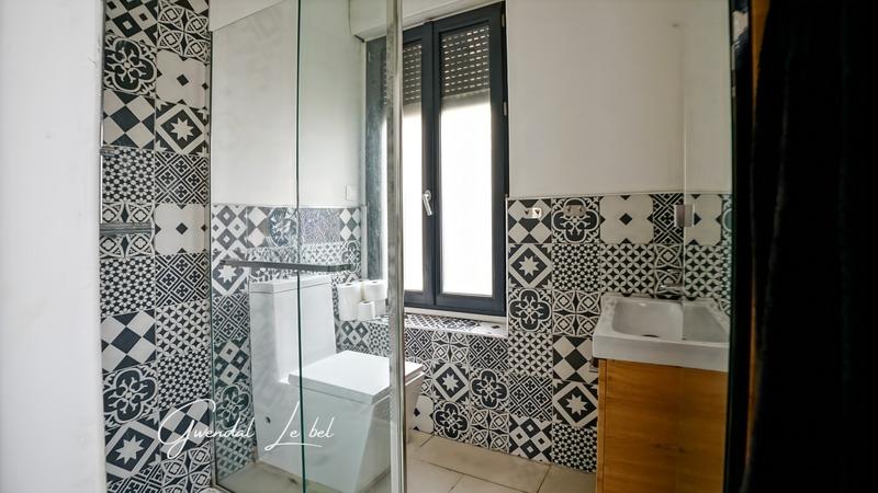 Immeuble - 130 m² - 4 pièces