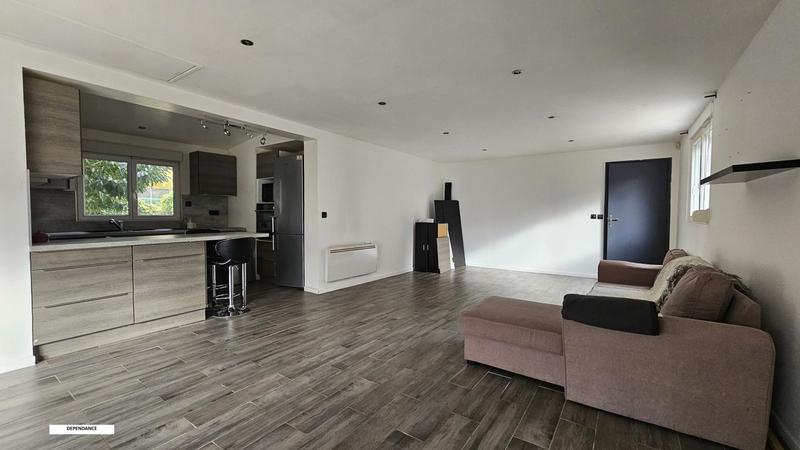 Pavillon - 177 m² - 7 pièces