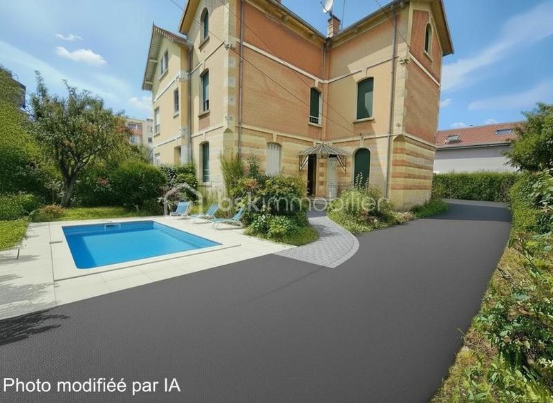 Maison de maîtres - 159 m² - 7 pièces