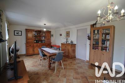 Maison - 101 m² - 6 pièces