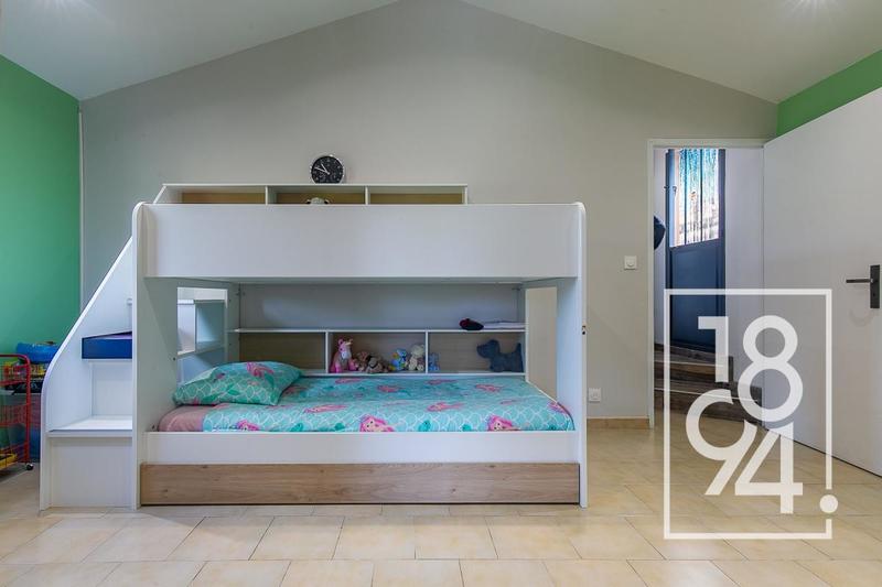 Maison - 189 m² - 5 pièces