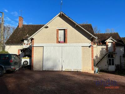 Maison - 220 m² - 7 pièces