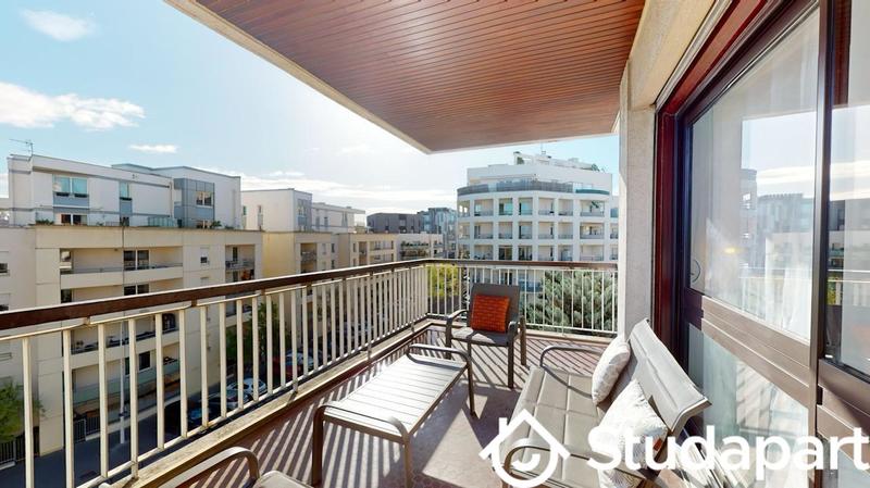 Chambre - 13 m² - 1 pièce