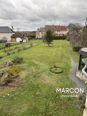 Maison - 138 m² - 9 pièces