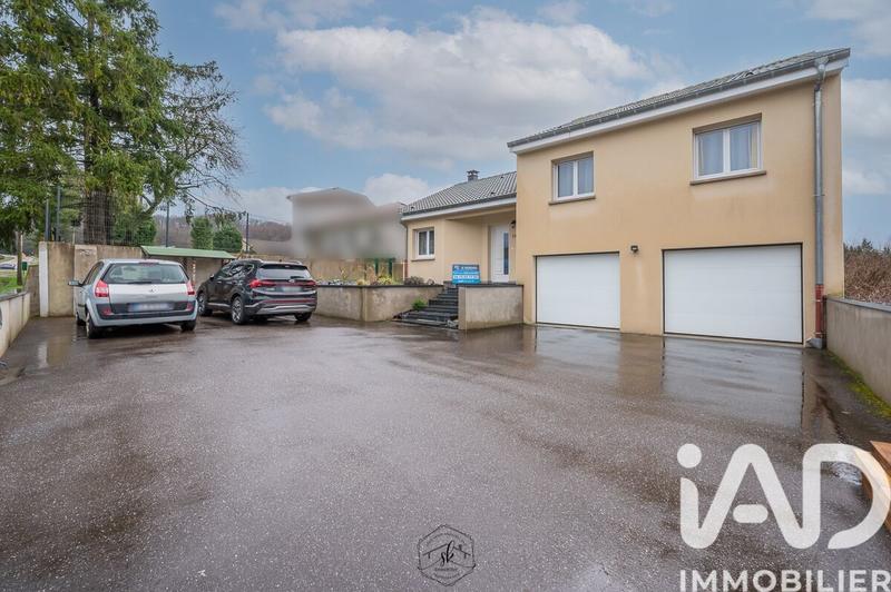 Maison - 100 m² - 5 pièces