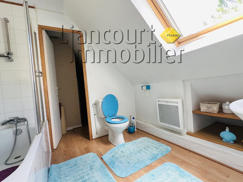 Maison - 110 m² - 6 pièces