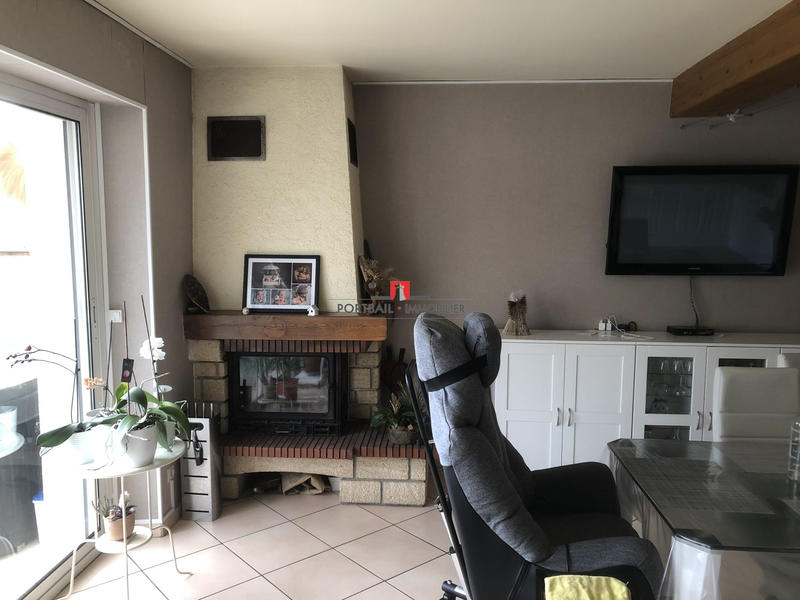 Maison - 223 m² - 6 pièces