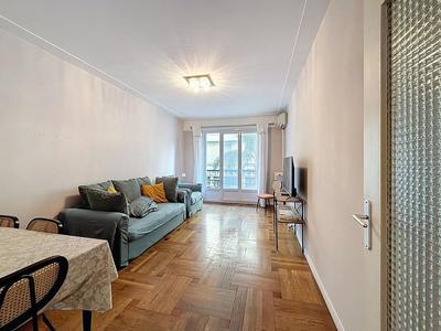 Appartement - 77 m² - 3 pièces