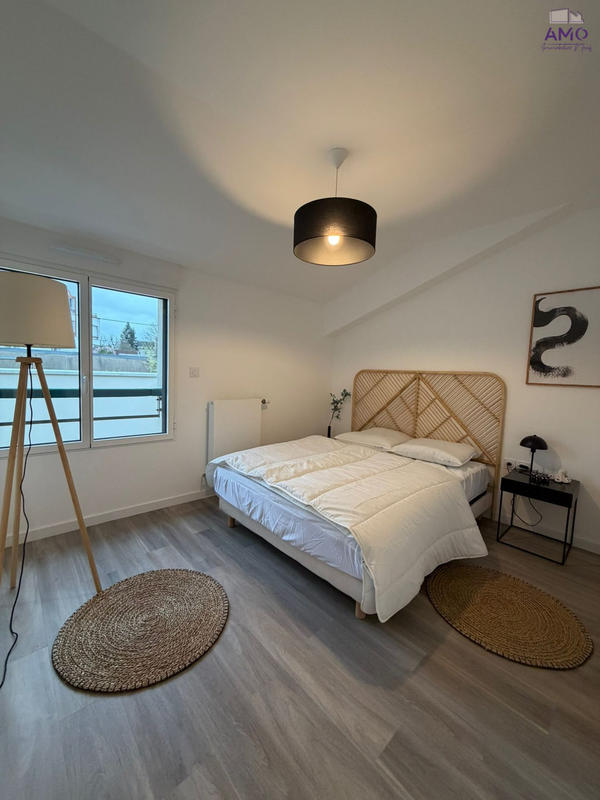 Appartement - 94 m² - 4 pièces