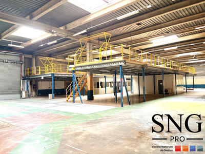 Entrepôt - 1 150 m²